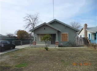 1350 Elgin Ave, Dos Palos, CA