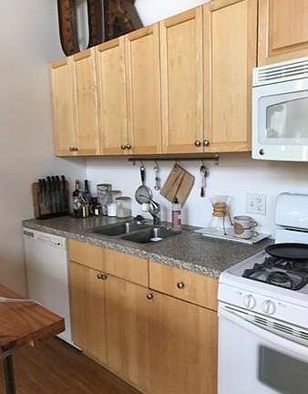4th image of 60 Dudley St APT 205