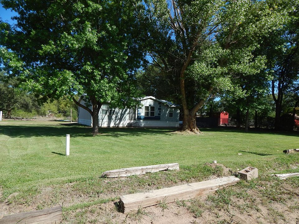2nd image of 1852 N Los Lentes Rd NE