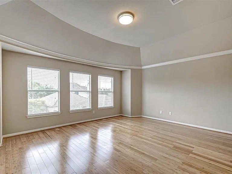 4602 Butler Springs Ln — Photo 33