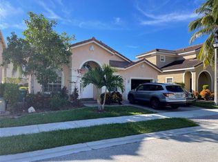 932 NW 126th Ter, Pompano Beach, FL 33071