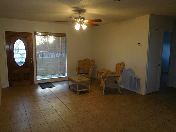 3rd image of 3407 Saxon Dr
