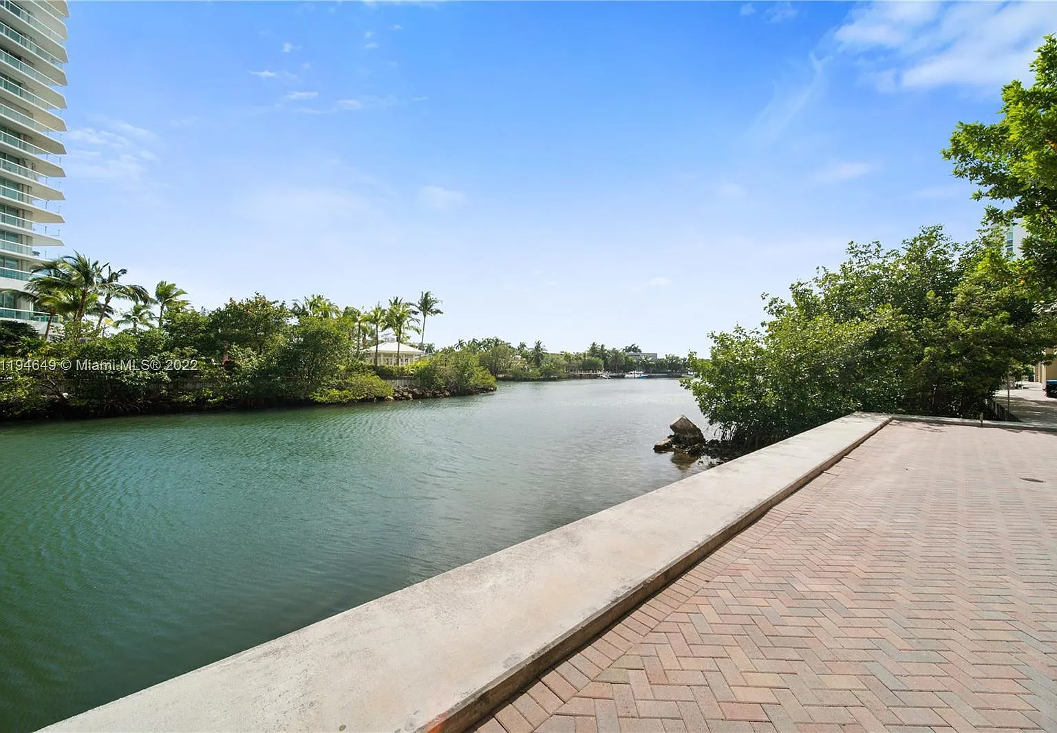 Sunny Isles Blvd, Sunny Isles Beach — Photo 4
