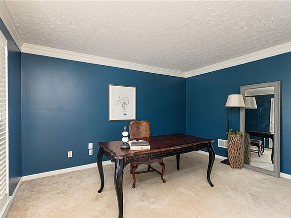4th image of 3077 Milford Chase SW