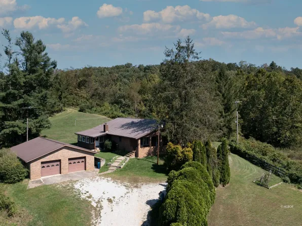 12 Chambers Rd, Crown City, OH 45623