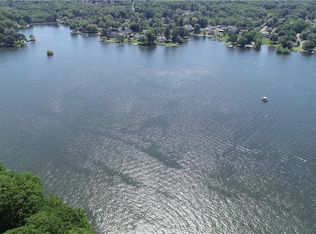 724 Wolcott Rd, Bristol, CT 06010