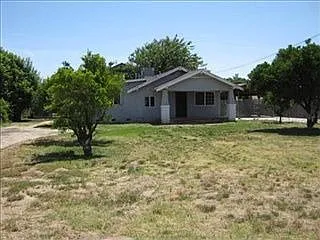 1810 Vernon Ave photo 1