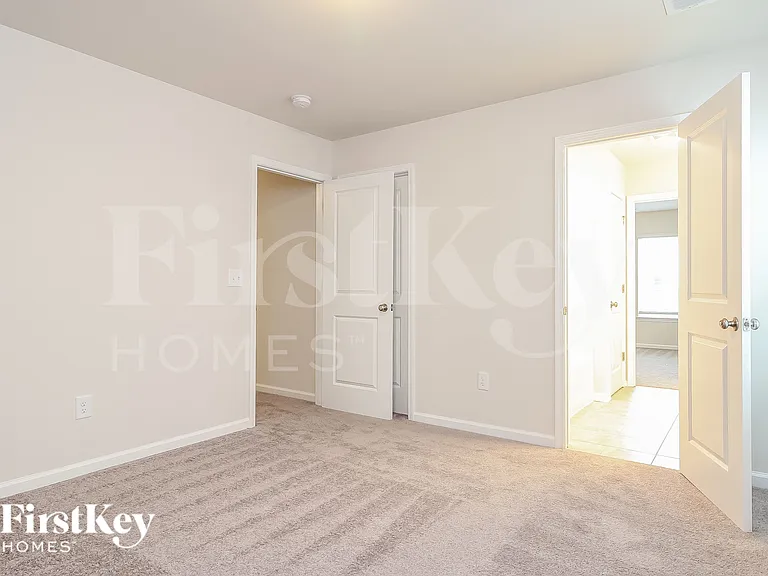 625 Goldburn Way — Photo 14