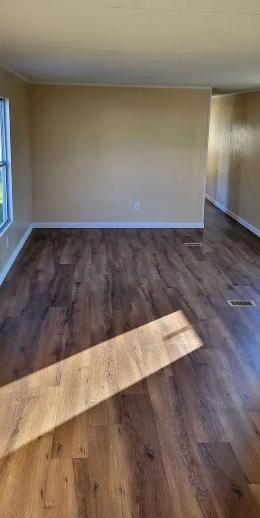 3 bed, 1.5 bath, $1,100 — Photo 4