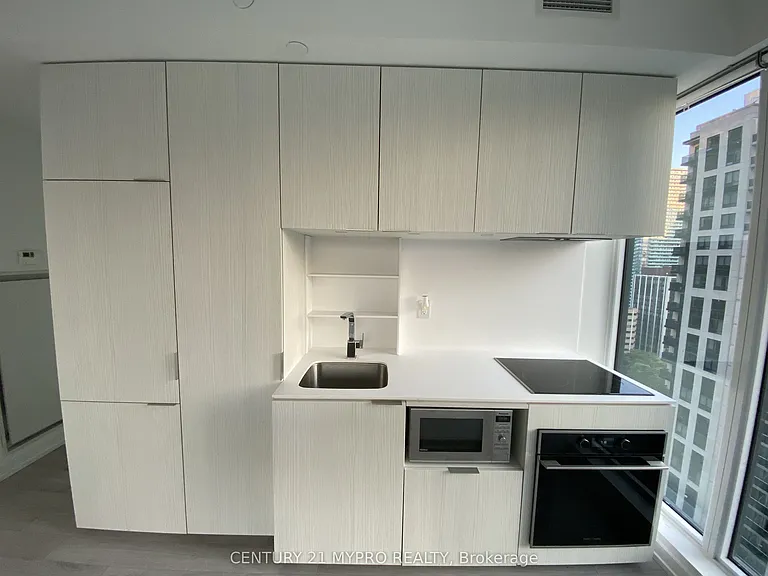 77 Shuter St #2313 — Photo 5