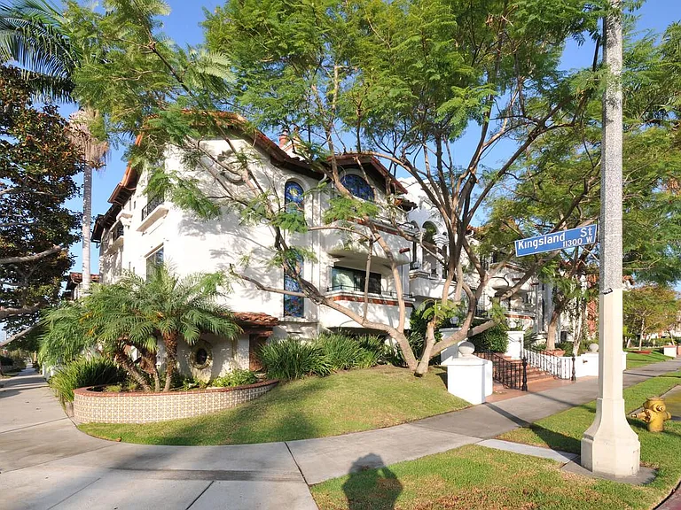 3291 Sawtelle Blvd #207 — Photo 8