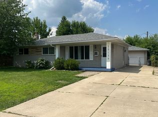 15129 Elderwood Dr, Warren, MI 48088