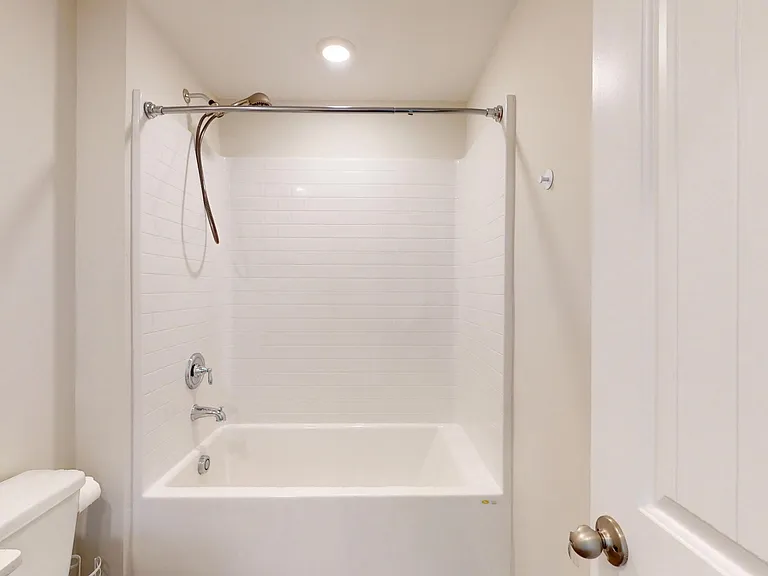 7726 Shaddix St — Photo 18