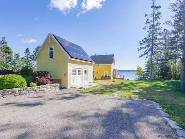 34 Ginn Point Road, Owls Head, ME 04854