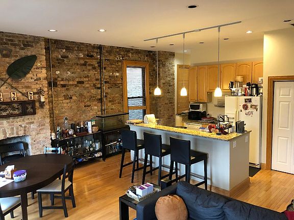 3rd image of 1239 N Damen Ave #2