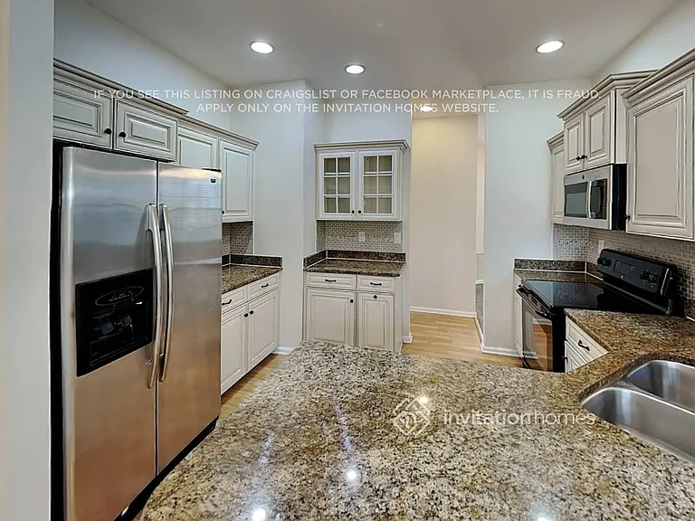 4259 Tennyson Way — Photo 6