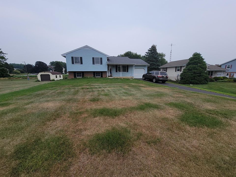 Beautiful home on sizable lot