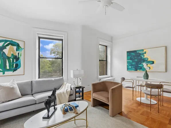 418 Central Park West image 2 of 8