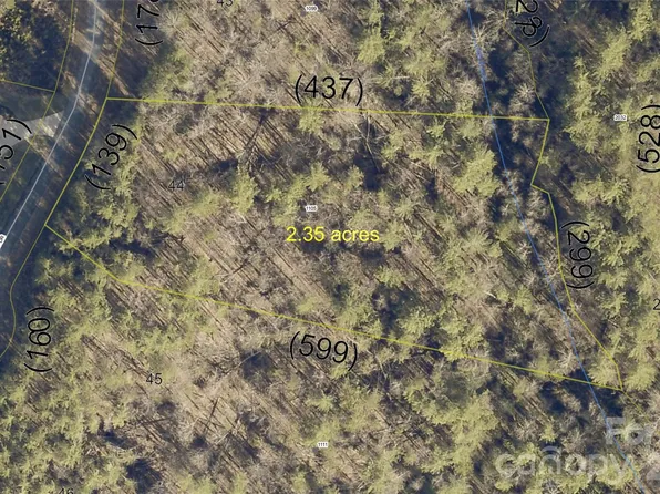 1105 Table View Dr, Morganton, NC 28655