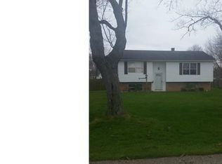 158 E Cedar St, Jefferson, OH 44047
