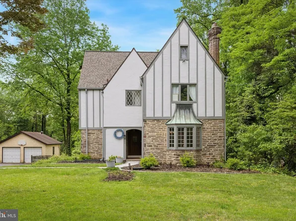 944 Rydal Rd, Jenkintown, PA 19046