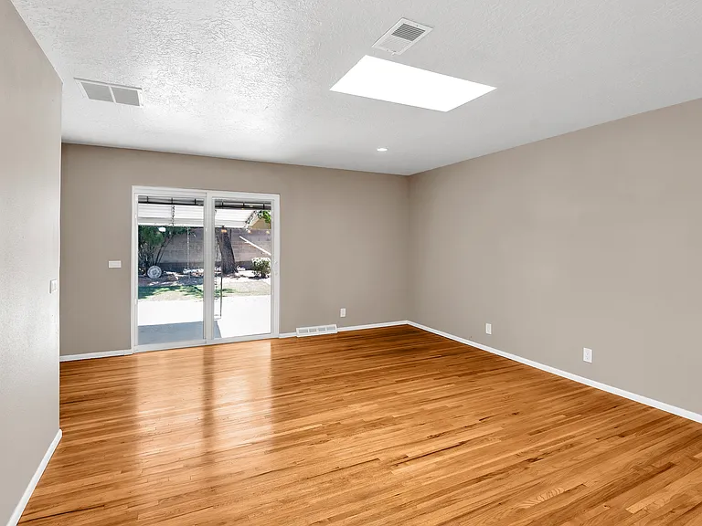 7208 Bellrose Ave NE — Photo 10