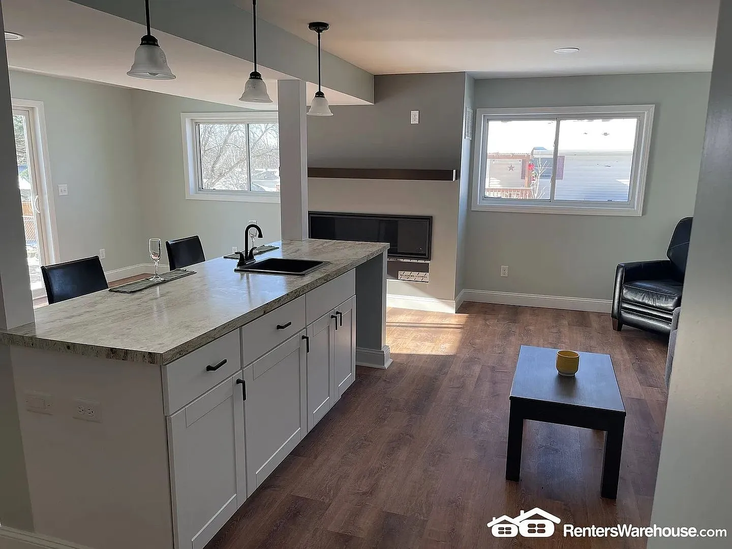 Move-In Ready 5 Bedroom, 3 Bathroom Home in the Heart of Byron — Photo 2