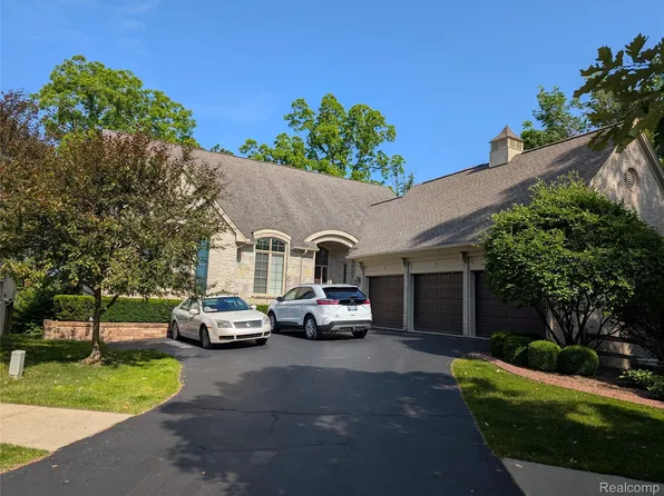25130 Sutton Ct, Novi, MI 48374