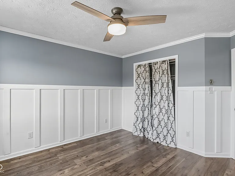 7975 Meadow Bend Cir — Photo 45
