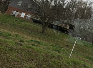 291 Tall Oaks Dr, Pennington Gap, VA 24277