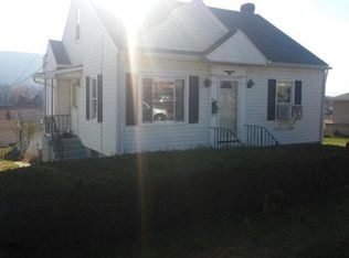 1409 Grant Ave, Altoona, PA 16602
