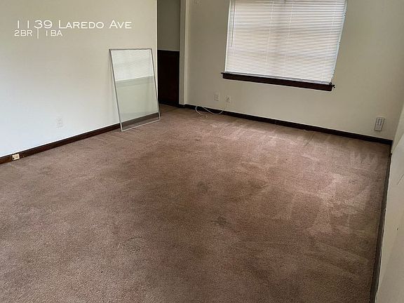 3rd image of 1139 Laredo Ave