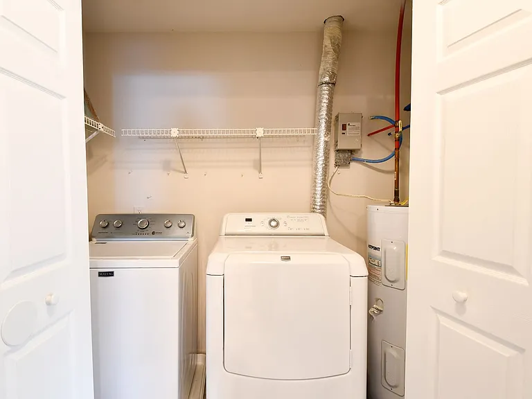 102 Chesterfield Ln #201 — Photo 23