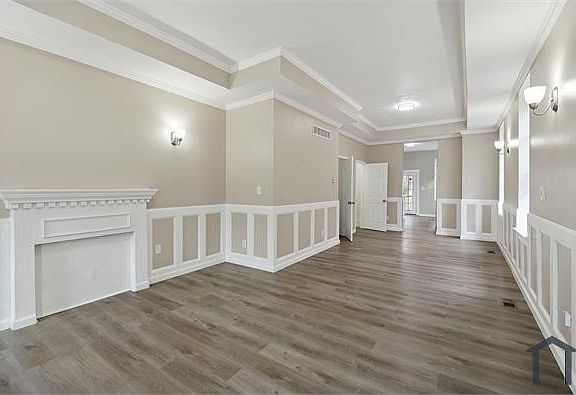 4th image of 3724 Nebraska Ave