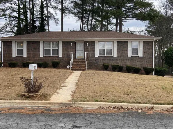 909 Owen Ave, Fairfield, AL 35064