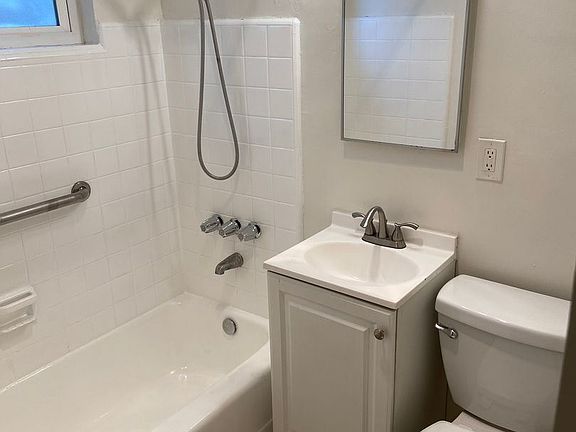 5th image of 4440-4444 Menlo Ave #4444-5