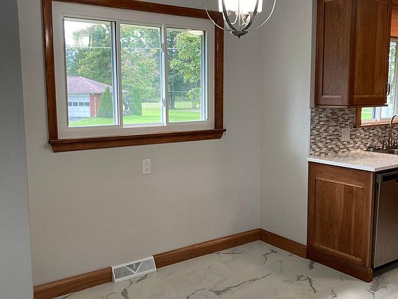 5th image of 4500 Clifford Dr #4500