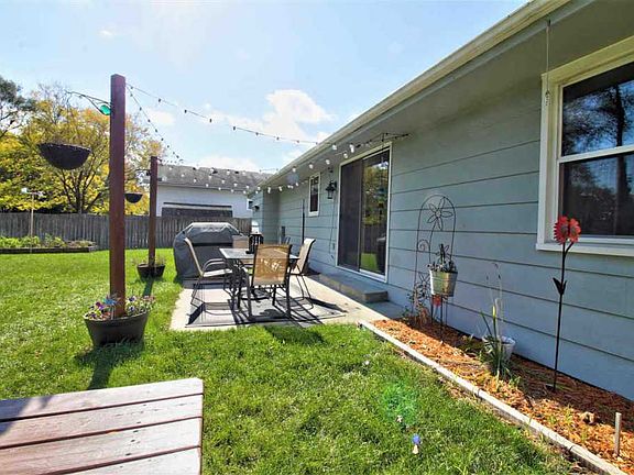 5th image of 8311 Eddington Dr