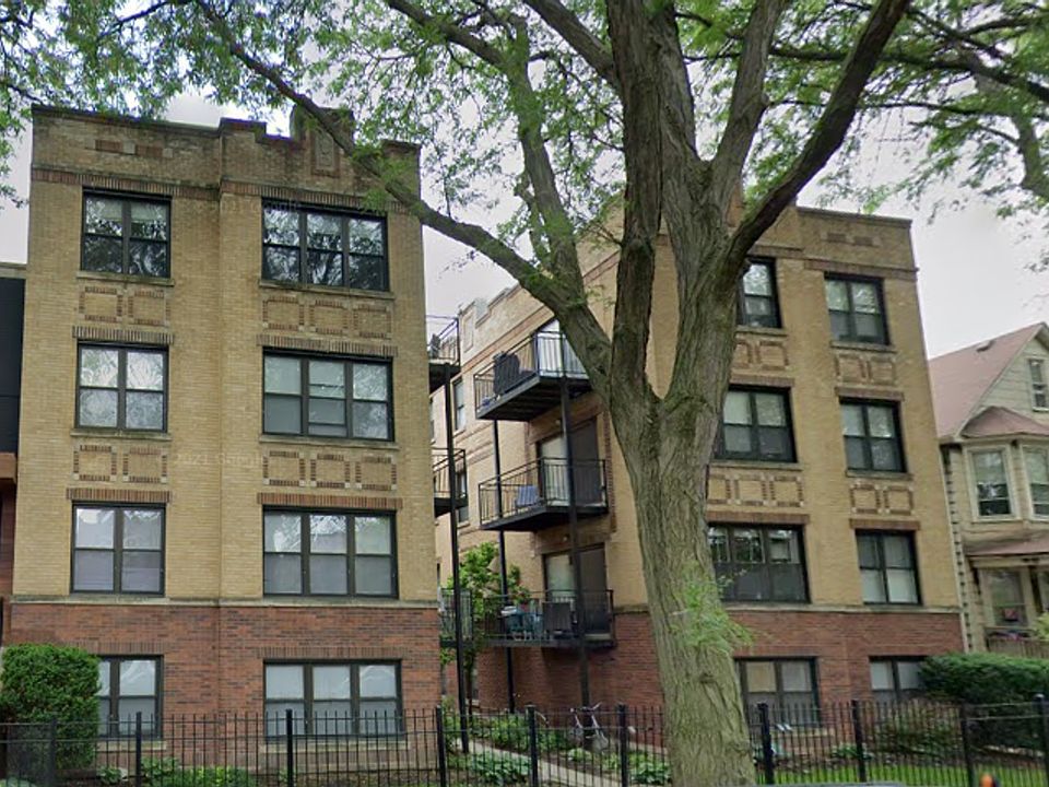 1st image of 4226-30 N Whipple Street Gdn #4228