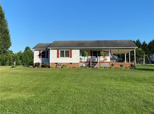 4377 Huntington Dr, Trinity, NC 27370