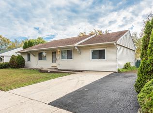 4621 S Churchill Dr, Richton Park, IL 60471