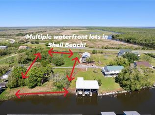 2121 Robin St, Saint Bernard, LA 70085