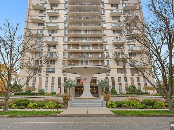 160 Overlook Ave APT 4B, Hackensack, NJ 07601