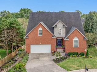 1703 Catalpa Ct, Thompsons Station, TN 37179