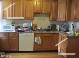 49 Garrison Rd UNIT 3C, Brookline, MA 02445