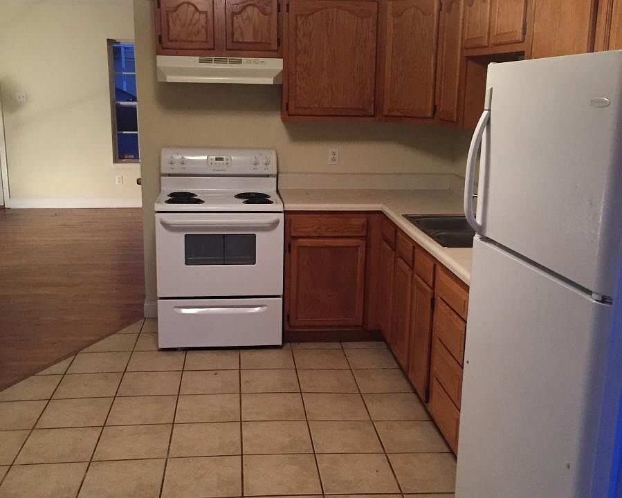 1st image of 3937 Lonas Dr NW