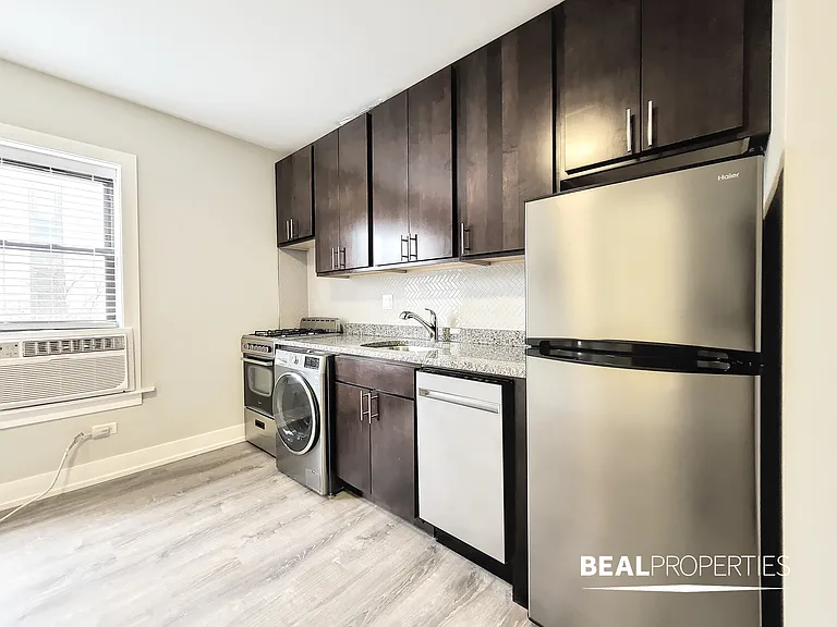 427 West Belden — Photo 30