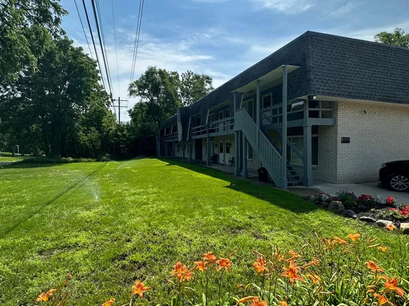 5685 Pontiac Lake Rd #7, Waterford, MI 48327