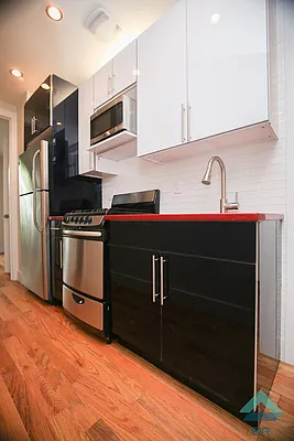 Rented by EXR | media 28