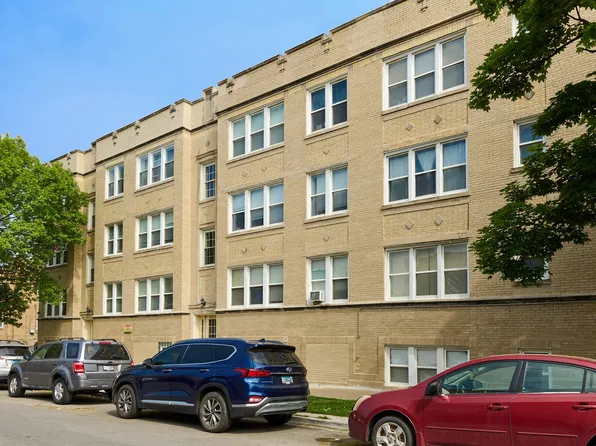 2840 W Glenlake Ave #3D, Chicago, IL 60659